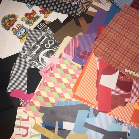 Cardstock and scrapbooking paper motherload - Picture 3 of 3